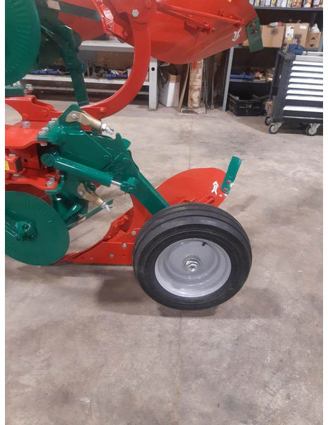 Kverneland 150 B variomat 4 schaar - Plug: Foto 5 Kverneland 150 B variomat 4 schaar - Plug: Foto 5