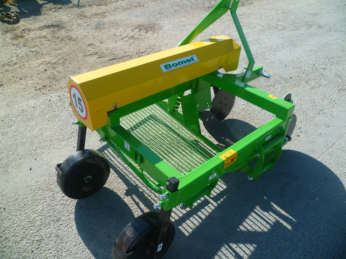 BOMET Arracheuse à Pommes de Terre 1 rang URSA - Combină de recoltat cartofi: Foto 3 BOMET Arracheuse à Pommes de Terre 1 rang URSA - Combină de recoltat cartofi: Foto 3