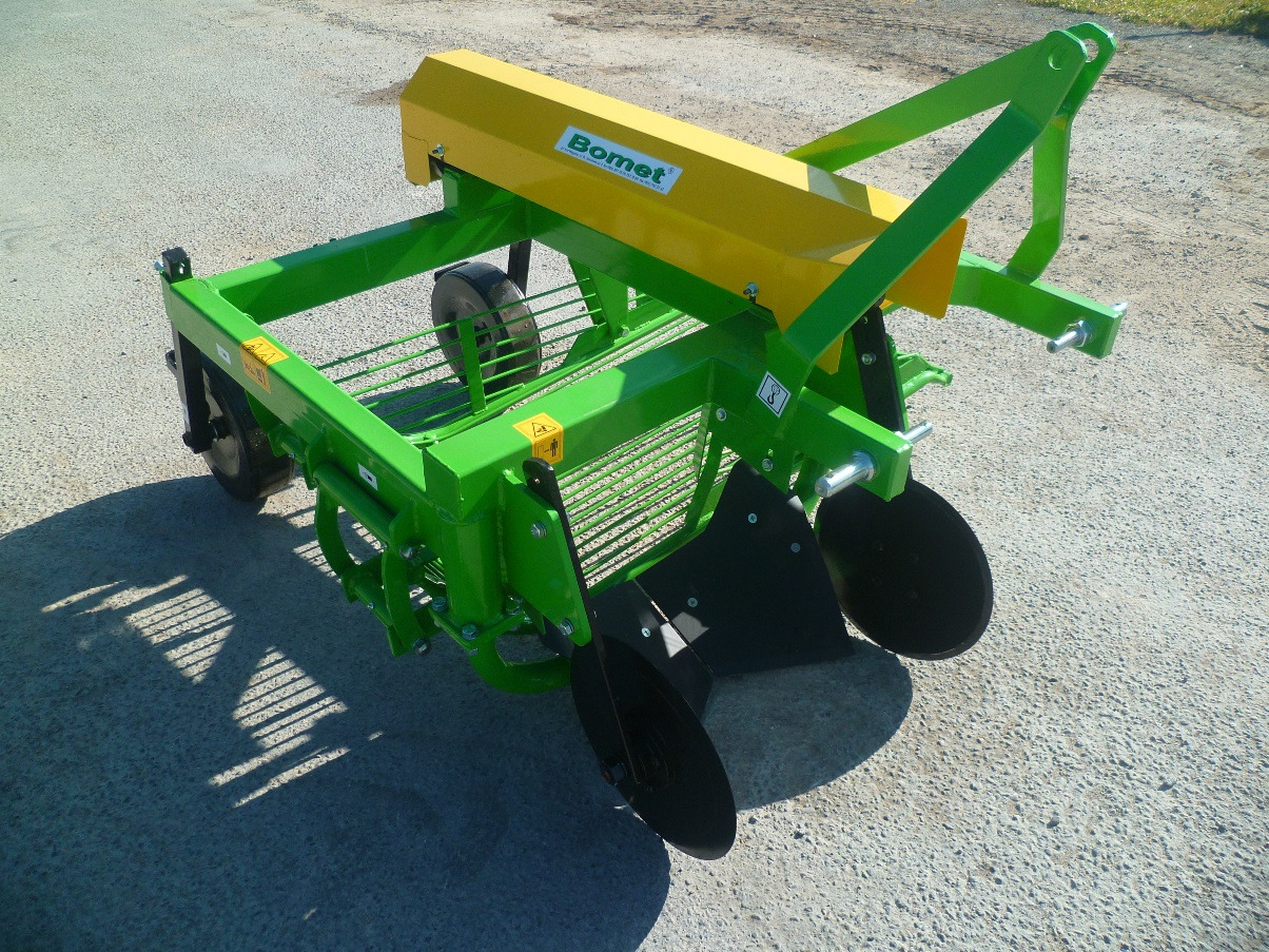 BOMET Arracheuse à Pommes de Terre 1 rang URSA - Combină de recoltat cartofi: Foto 2 BOMET Arracheuse à Pommes de Terre 1 rang URSA - Combină de recoltat cartofi: Foto 2