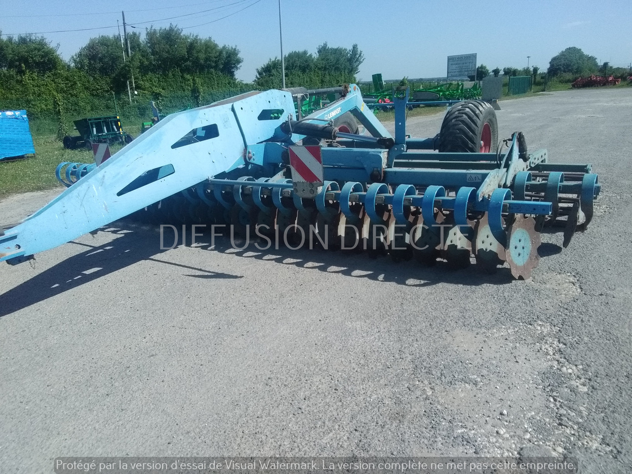 LEMKEN DECHAUMEUR A DISQUES HELIODOR H 8 SF - Grapă cu discuri: Foto 2 LEMKEN DECHAUMEUR A DISQUES HELIODOR H 8 SF - Grapă cu discuri: Foto 2