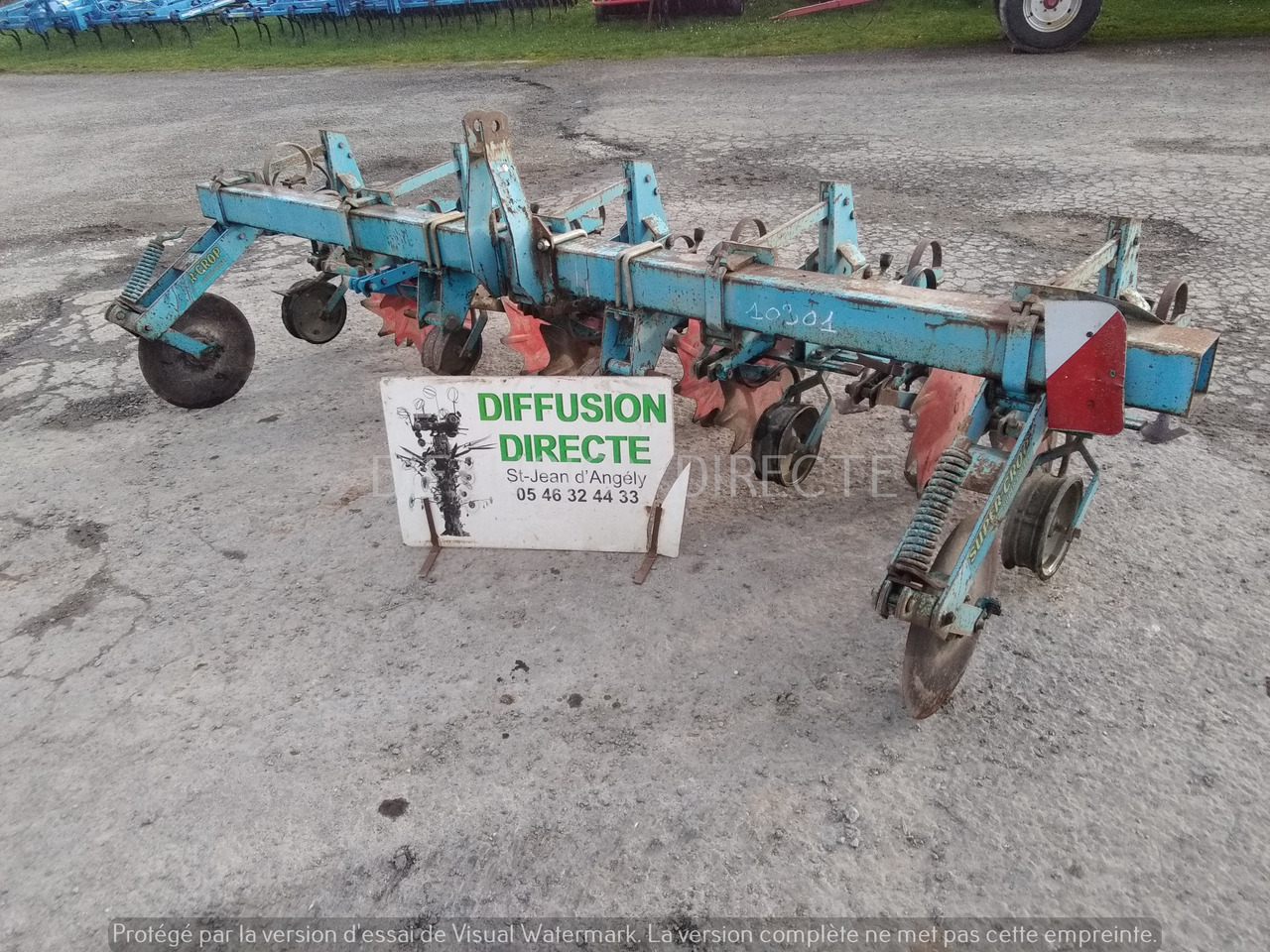 MONOSEM BINEUSE SUPER CROP 4 RANGS - Maşină pentru prelucrarea solului: Foto 1 MONOSEM BINEUSE SUPER CROP 4 RANGS - Maşină pentru prelucrarea solului: Foto 1