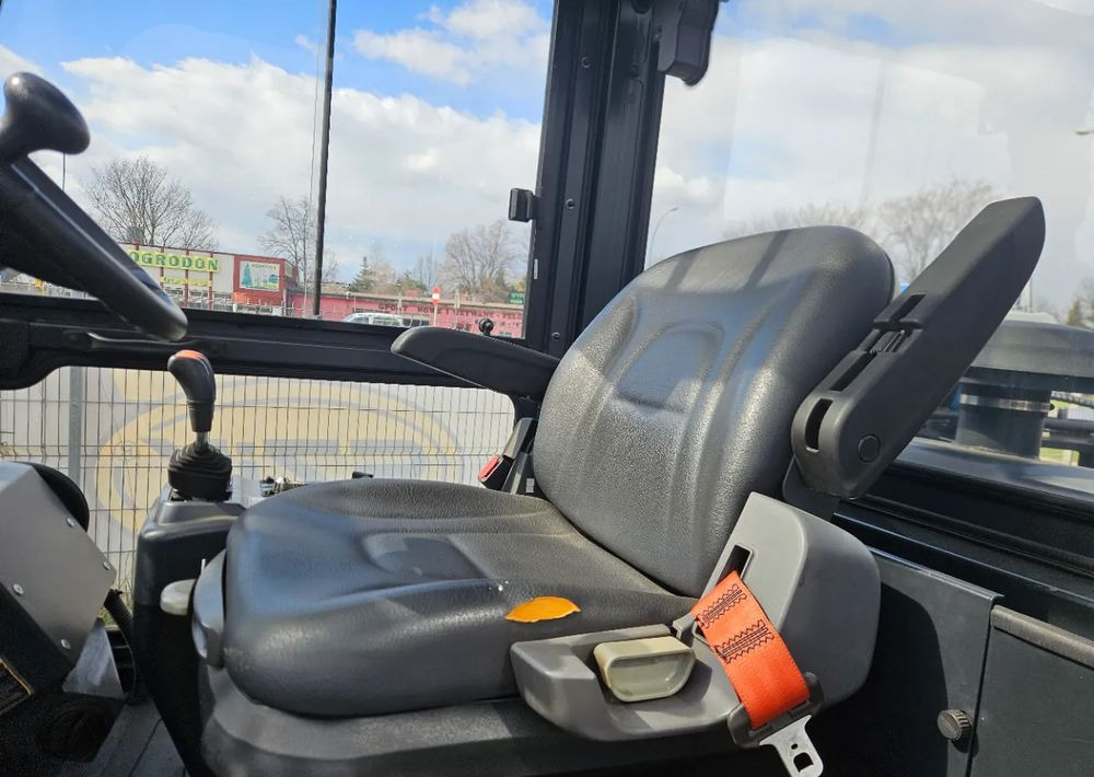 Doosan G60S-7 - Stivuitor GPL: Foto 5 Doosan G60S-7 - Stivuitor GPL: Foto 5