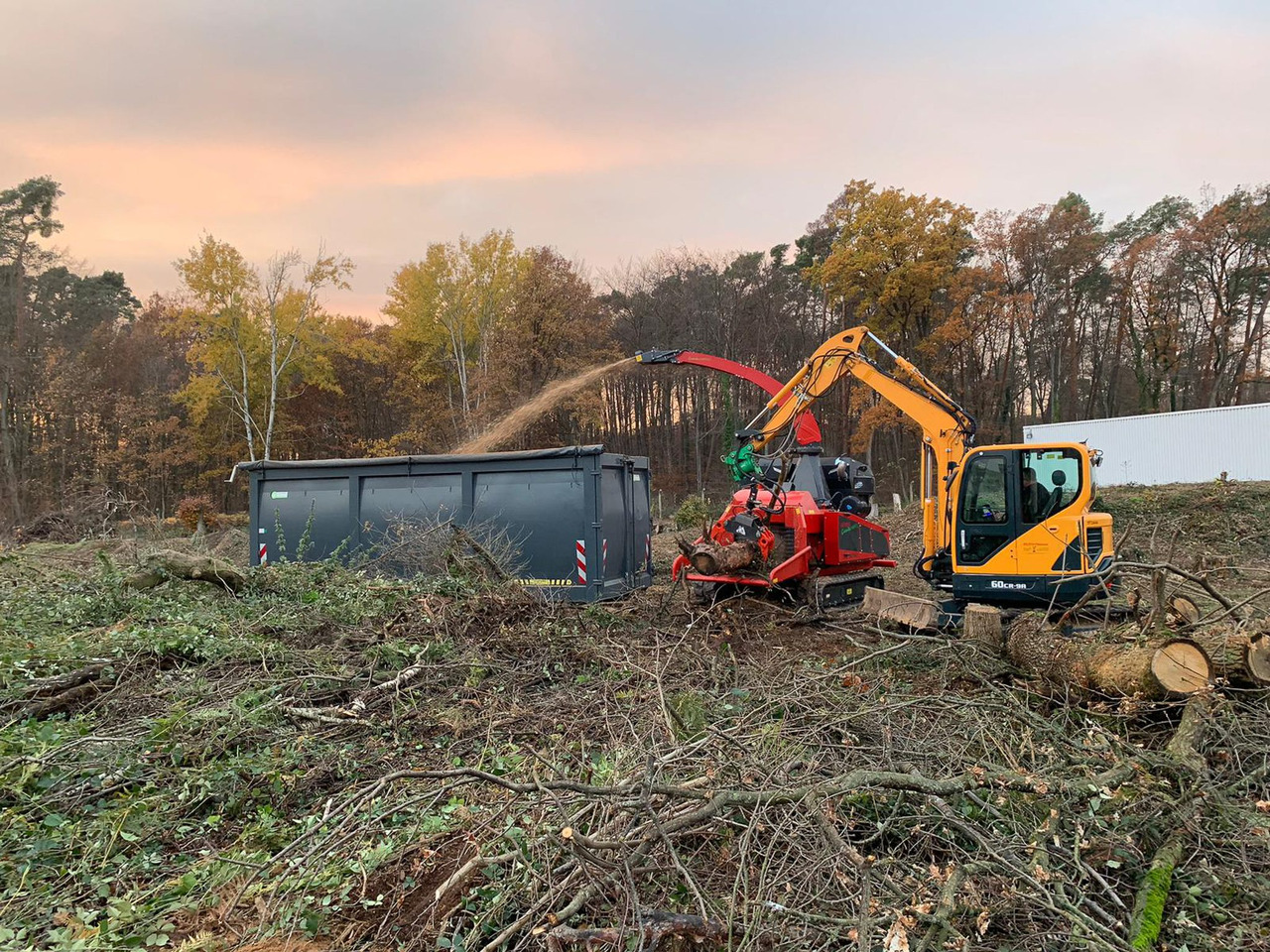 UFKES 942 Chipper - Tocător de lemne: Foto 5 UFKES 942 Chipper - Tocător de lemne: Foto 5