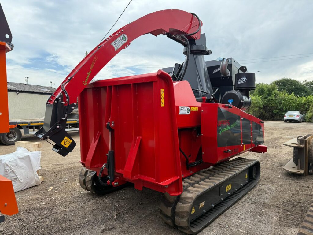 UFKES 942 Chipper - Tocător de lemne: Foto 1 UFKES 942 Chipper - Tocător de lemne: Foto 1