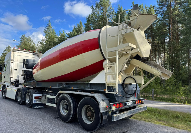 Liebherr12m3 Perävaunu - Semiremorcă betonieră: Foto 2 Liebherr12m3 Perävaunu - Semiremorcă betonieră: Foto 2