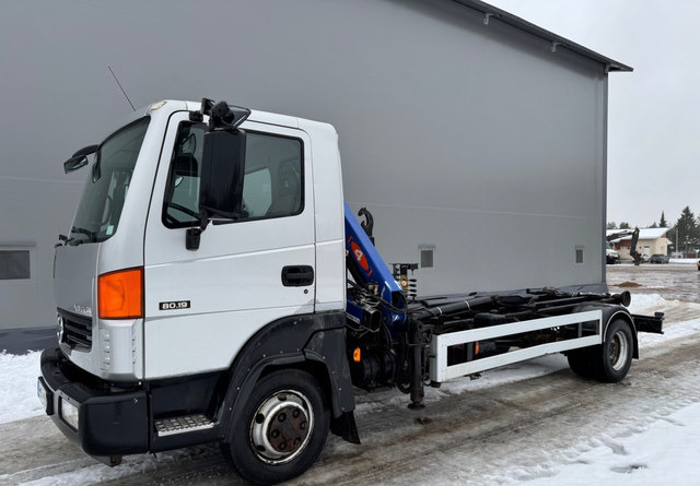 NissanAtleon - Camion cu cârlig, Camion cu macara: Foto 1 NissanAtleon - Camion cu cârlig, Camion cu macara: Foto 1