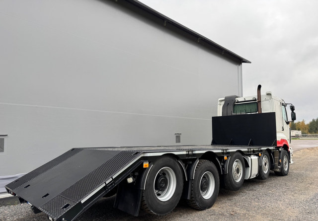 SisuR500 10x4 - Camion platformă: Foto 5 SisuR500 10x4 - Camion platformă: Foto 5