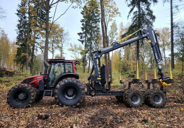 ValtraN123 + Kronos 140 4WDM + Cranab FC8 - Tractor forestier, Remorcă forestieră: Foto 2 ValtraN123 + Kronos 140 4WDM + Cranab FC8 - Tractor forestier, Remorcă forestieră: Foto 2