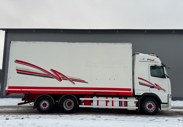 VolvoFH13 500 6x2 în leasing VolvoFH13 500 6x2: Foto 6 VolvoFH13 500 6x2 în leasing VolvoFH13 500 6x2: Foto 6