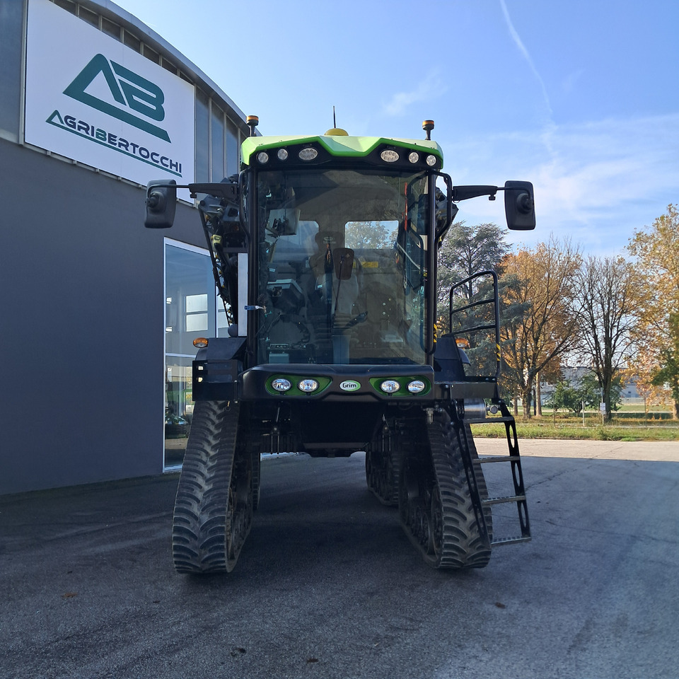 GRIM SERIE 9 - Mașină de erbicidat autopropulsata: Foto 5 GRIM SERIE 9 - Mașină de erbicidat autopropulsata: Foto 5