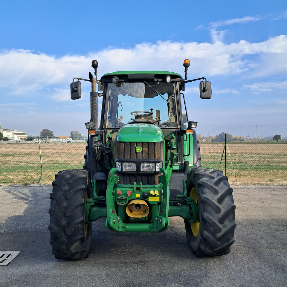 Tractor agricol JOHN DEERE 6230: Foto 8 Tractor agricol JOHN DEERE 6230: Foto 8