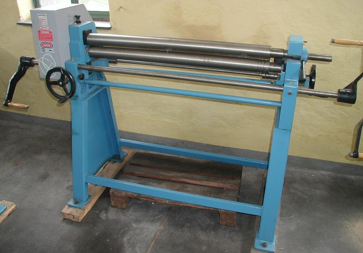 Dreiwalzen-Rundbiegemaschine AKYAPAK - Utilaj prelucrare metal: Foto 2 Dreiwalzen-Rundbiegemaschine AKYAPAK - Utilaj prelucrare metal: Foto 2