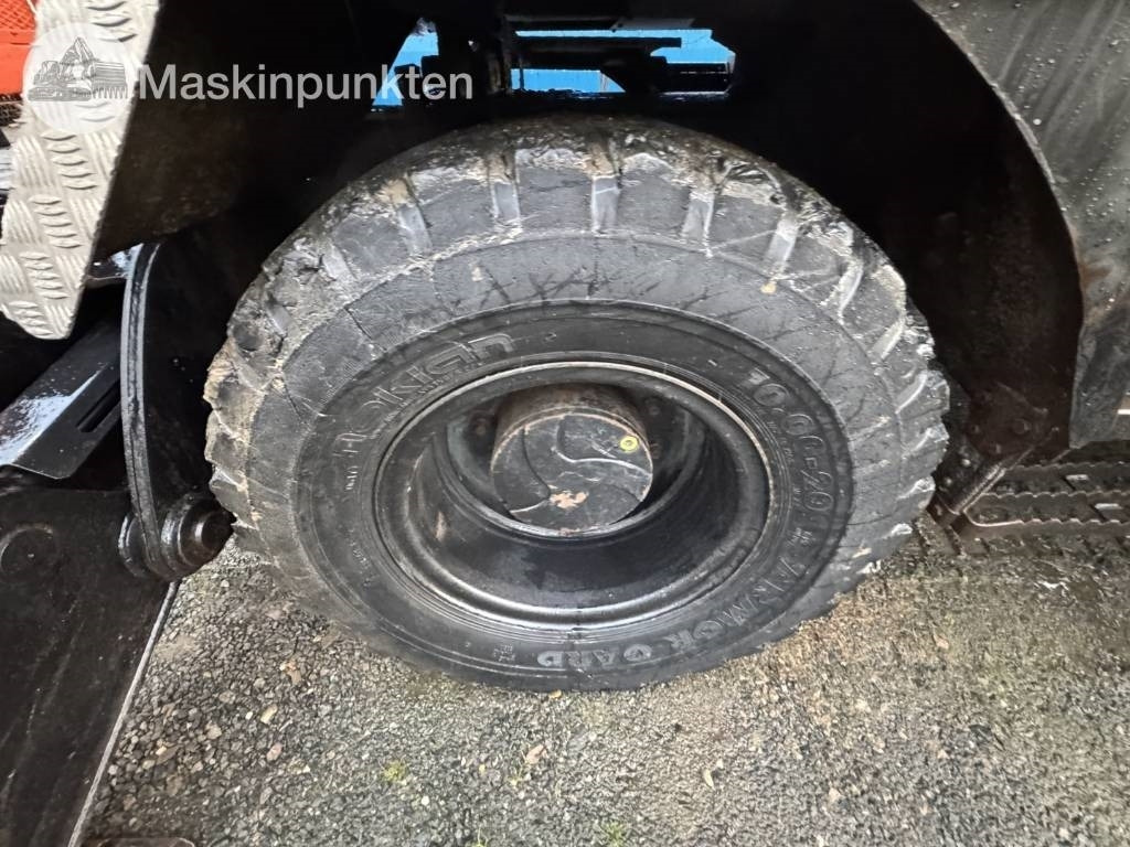 Excavator pe roţi Hitachi ZX 140 W-3 Med vagn och redskap!: Foto 17 Excavator pe roţi Hitachi ZX 140 W-3 Med vagn och redskap!: Foto 17