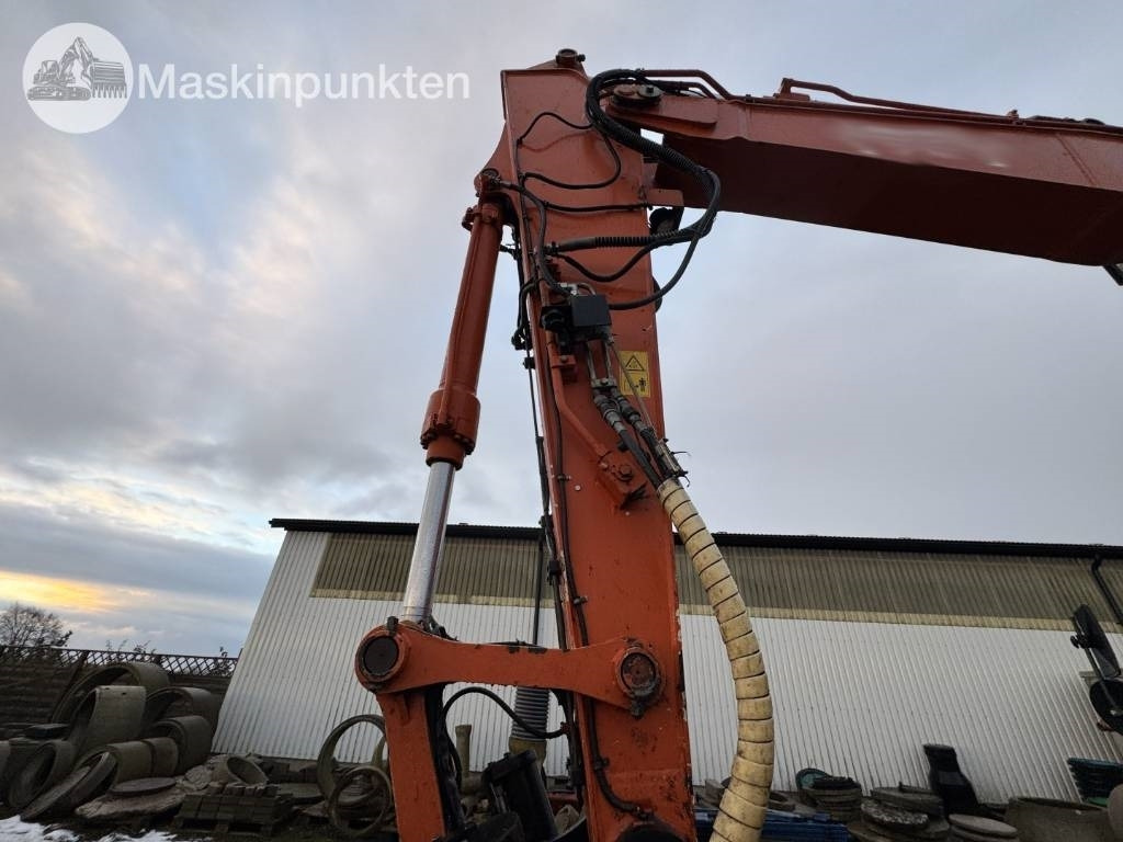 Excavator pe roţi Hitachi ZX 140 W-3 Med vagn och redskap!: Foto 47 Excavator pe roţi Hitachi ZX 140 W-3 Med vagn och redskap!: Foto 47