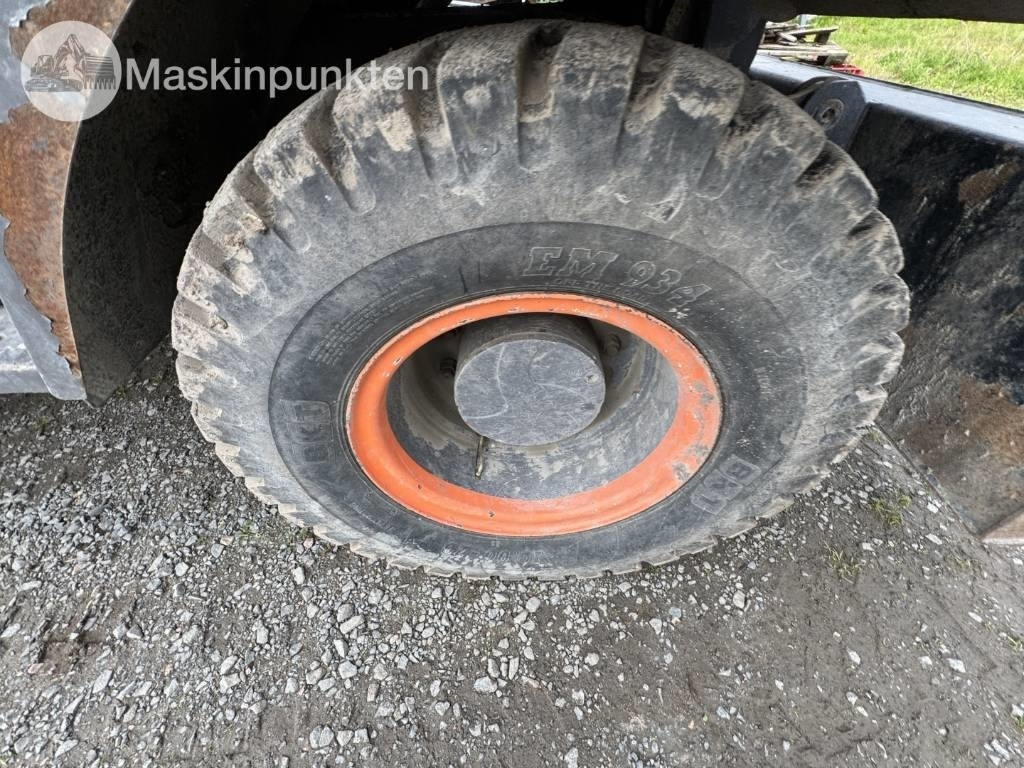 Hitachi ZX 140 W-3  în leasing Hitachi ZX 140 W-3: Foto 11