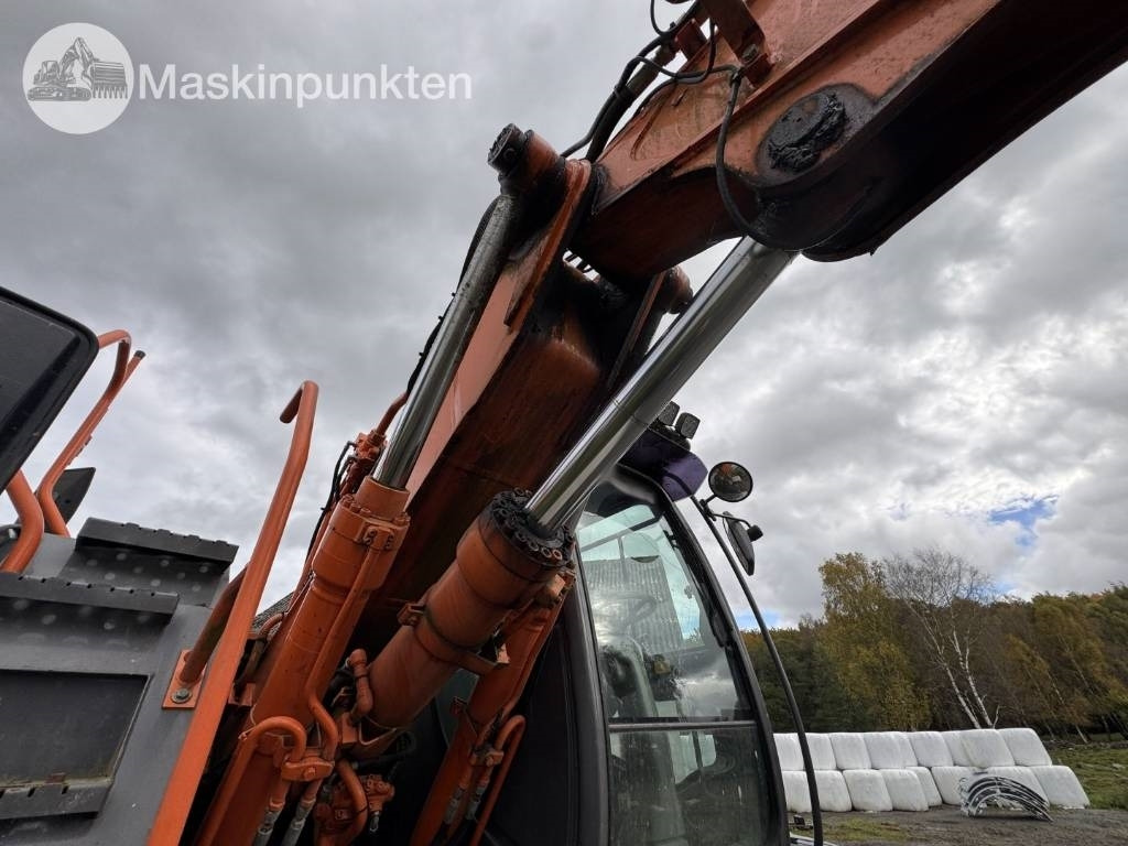 Hitachi ZX 140 W-3  în leasing Hitachi ZX 140 W-3: Foto 23