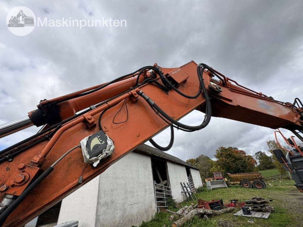 Hitachi ZX 140 W-3  în leasing Hitachi ZX 140 W-3: Foto 39