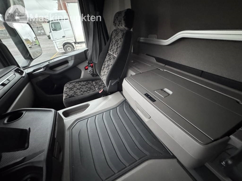 Camion furgon Scania P 250: Foto 33 Camion furgon Scania P 250: Foto 33