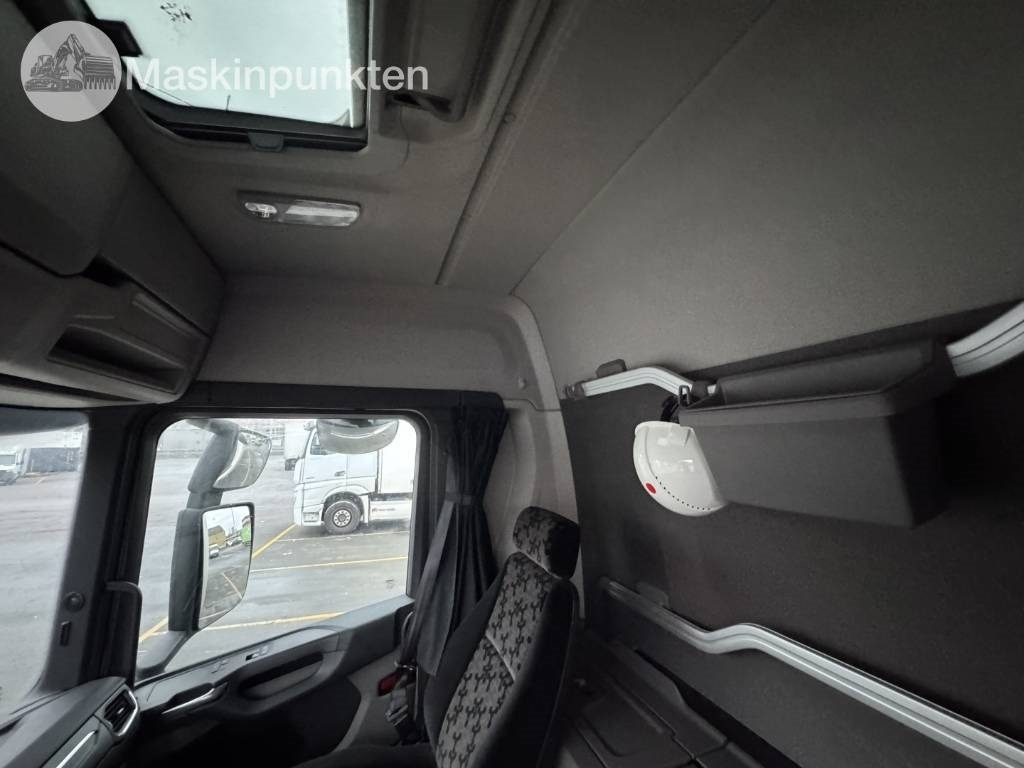 Camion furgon Scania P 250: Foto 32 Camion furgon Scania P 250: Foto 32