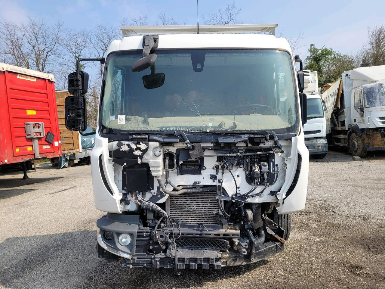 RENAULT D12 - Camion şasiu: Foto 2 RENAULT D12 - Camion şasiu: Foto 2