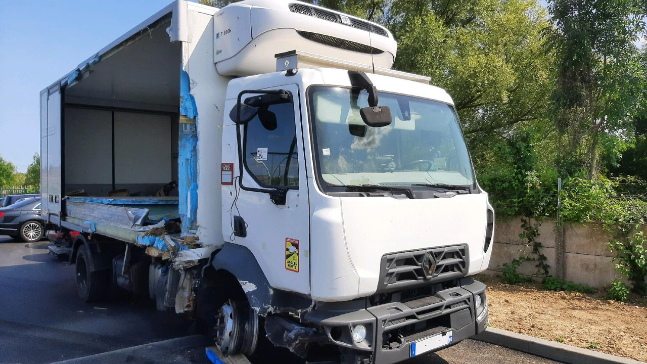 RENAULT PORTEUR FRIGO D - Camion frigider: Foto 1 RENAULT PORTEUR FRIGO D - Camion frigider: Foto 1