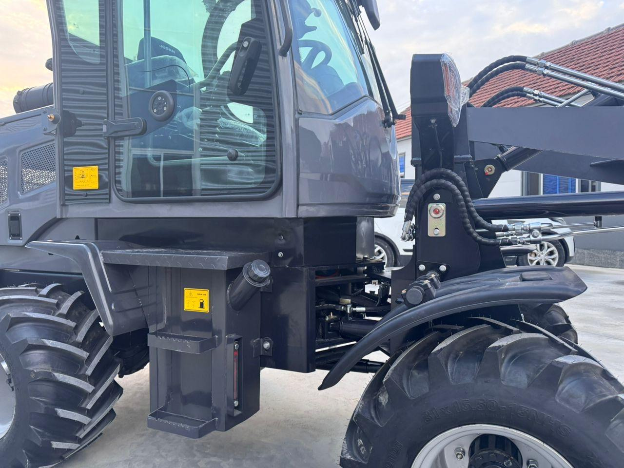 Josan S22 VL - Încărcător frontal pe pneuri: Foto 5 Josan S22 VL - Încărcător frontal pe pneuri: Foto 5