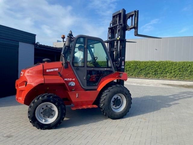 Manitou M 30.4 - Stivuitor de teren dificil: Foto 4 Manitou M 30.4 - Stivuitor de teren dificil: Foto 4