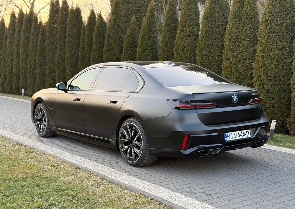 BMW Seria 7 - Berlină/ Sedan: Foto 4 BMW Seria 7 - Berlină/ Sedan: Foto 4