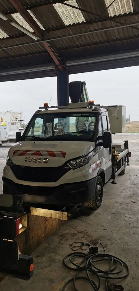 Iveco DAILY WINDA ELEKTRYK / HYBRYDA - Camion cu nacela: Foto 1 Iveco DAILY WINDA ELEKTRYK / HYBRYDA - Camion cu nacela: Foto 1