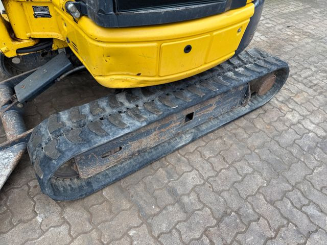 Mini excavator Komatsu PC26MR-3 / 2020 BJ / 2 x Löffel: Foto 13 Mini excavator Komatsu PC26MR-3 / 2020 BJ / 2 x Löffel: Foto 13