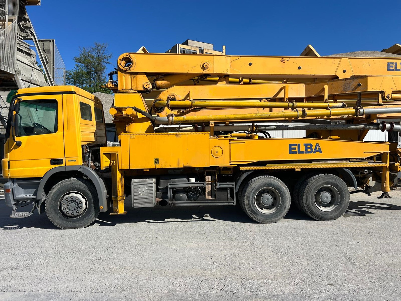 MERCEDES-BENZ ACTROS 3332 ELBA SCHWING 36M - Autopompă de beton: Foto 5 MERCEDES-BENZ ACTROS 3332 ELBA SCHWING 36M - Autopompă de beton: Foto 5