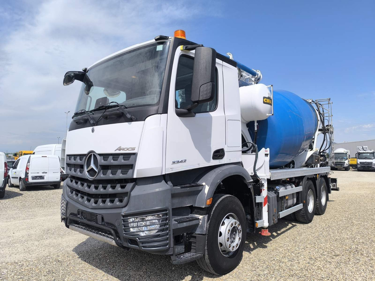 MERCEDES-BENZ AROCS 3342 CIFA MK25H - Autobetonieră cu pompă: Foto 3 MERCEDES-BENZ AROCS 3342 CIFA MK25H - Autobetonieră cu pompă: Foto 3