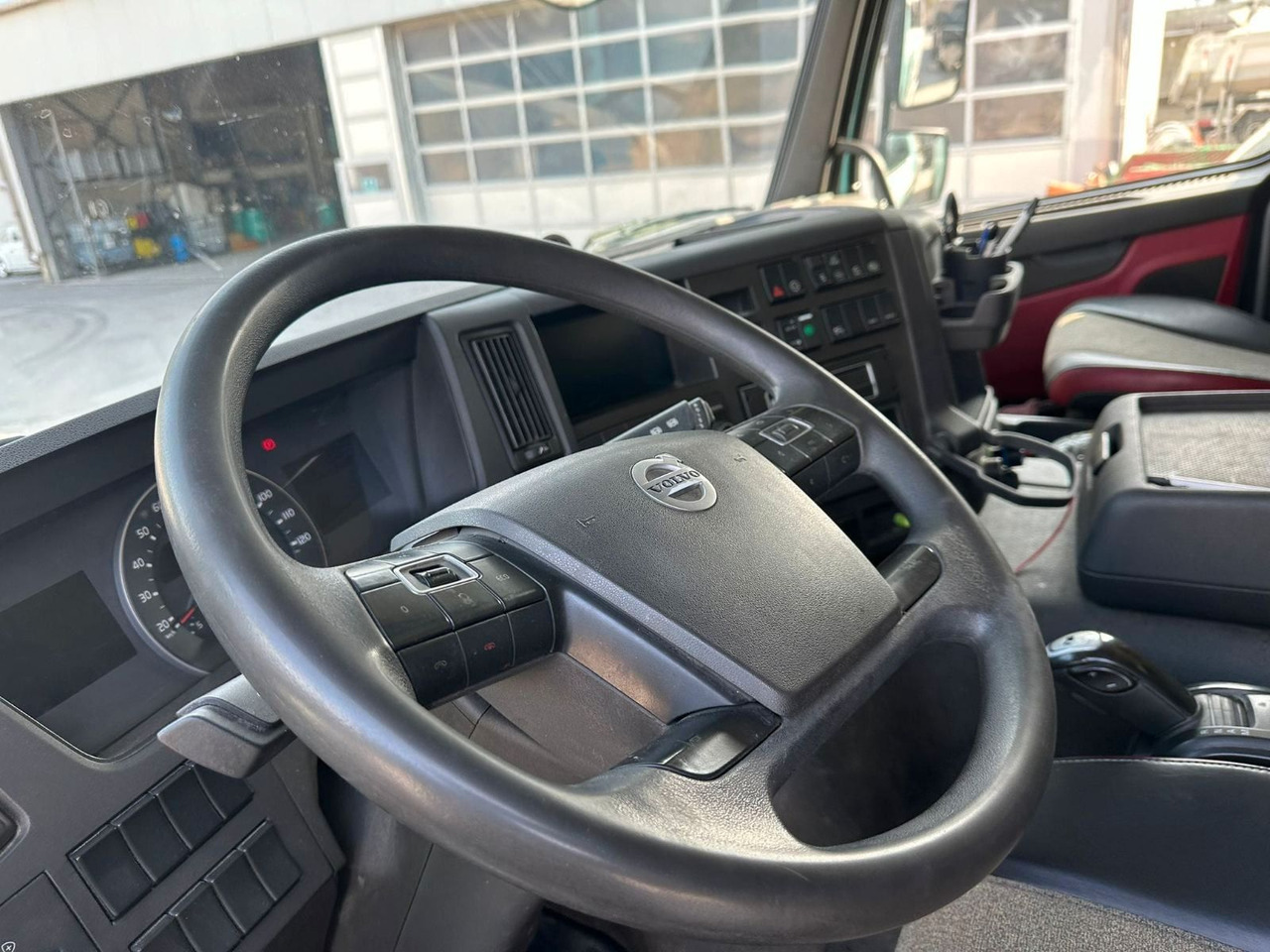 Volvo FMX 500 SCHWING S36SX - Autopompă de beton: Foto 5 Volvo FMX 500 SCHWING S36SX - Autopompă de beton: Foto 5