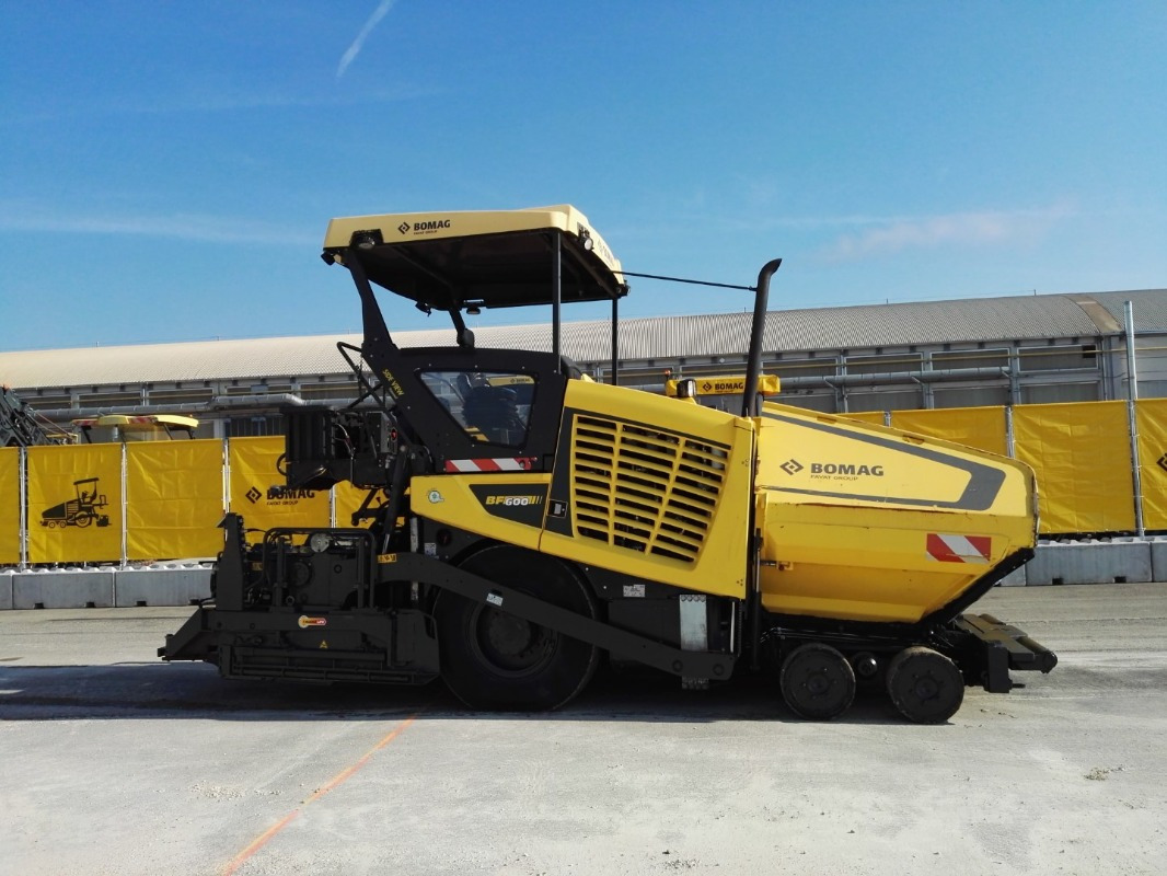 BOMAG IT BF 600 P-2 S500 Stage IV/Tier 4f - Finisor de asfalt: Foto 5 BOMAG IT BF 600 P-2 S500 Stage IV/Tier 4f - Finisor de asfalt: Foto 5