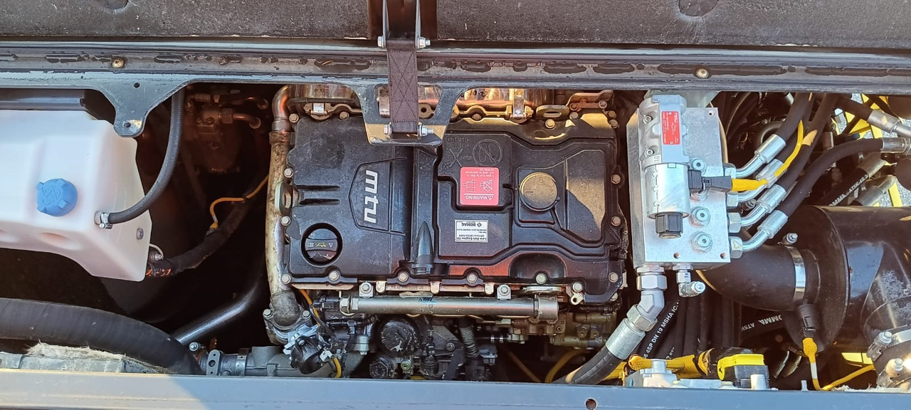 BOMAG IT BF 700 C-2 S500 Stage IV/Tier 4f - Finisor de asfalt: Foto 4 BOMAG IT BF 700 C-2 S500 Stage IV/Tier 4f - Finisor de asfalt: Foto 4