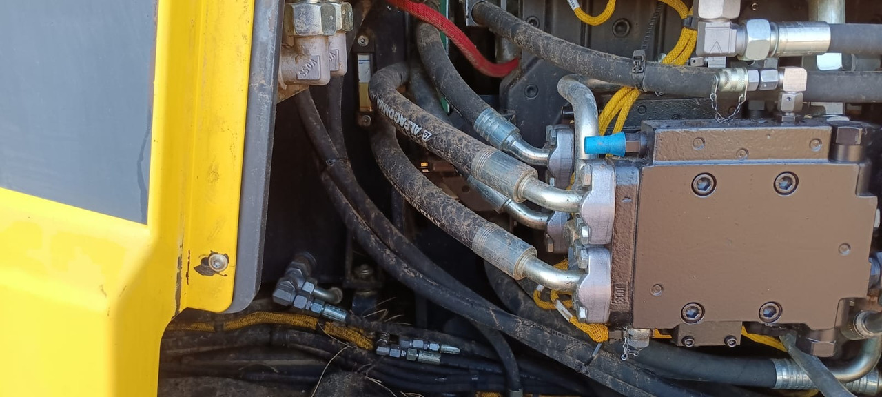 BOMAG IT BF 700 C-2 S500 Stage IV/Tier 4f - Finisor de asfalt: Foto 2 BOMAG IT BF 700 C-2 S500 Stage IV/Tier 4f - Finisor de asfalt: Foto 2