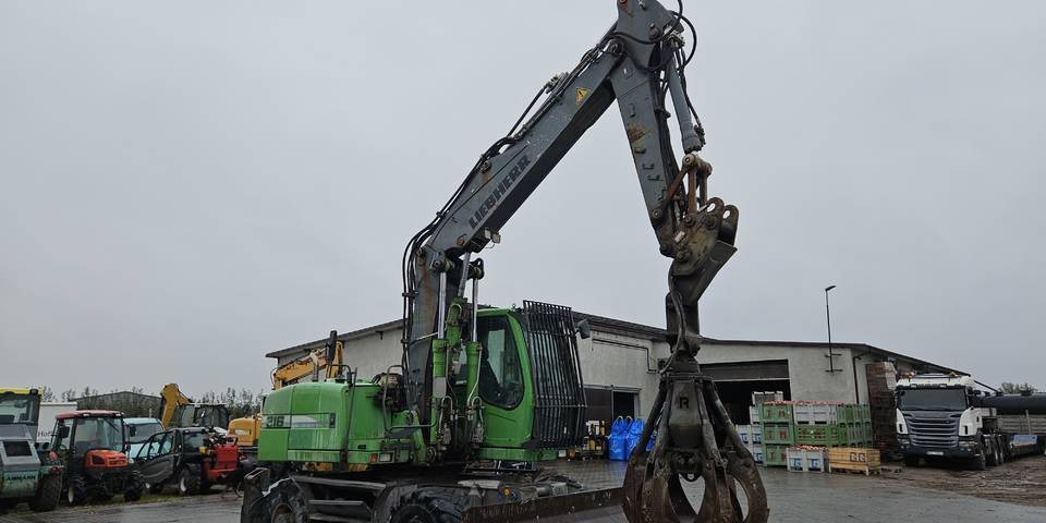 Koparka kołowa Liebherr A 316 Litronic chwytak podpory pług - Excavator pe roţi: Foto 3 Koparka kołowa Liebherr A 316 Litronic chwytak podpory pług - Excavator pe roţi: Foto 3