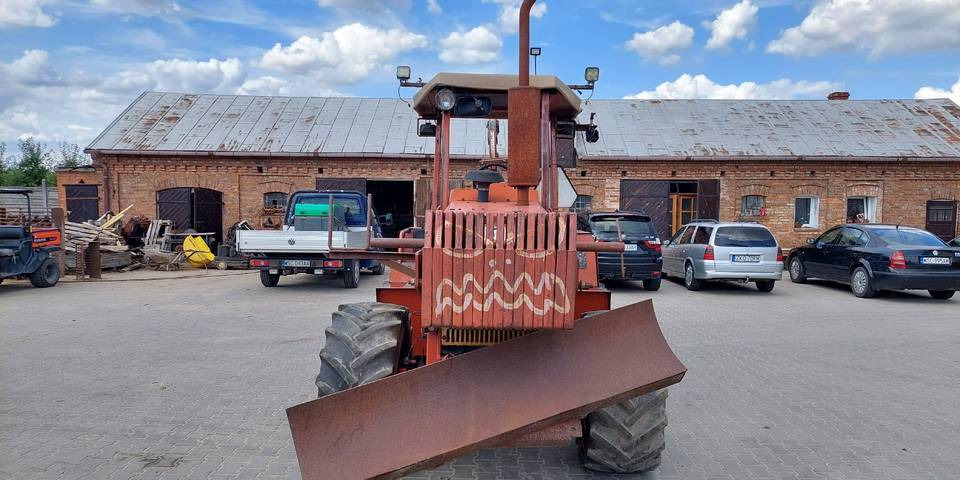 Koparka łańcuchowa Ditch Witch 8020 85KM - Săpător de şanţuri: Foto 3 Koparka łańcuchowa Ditch Witch 8020 85KM - Săpător de şanţuri: Foto 3