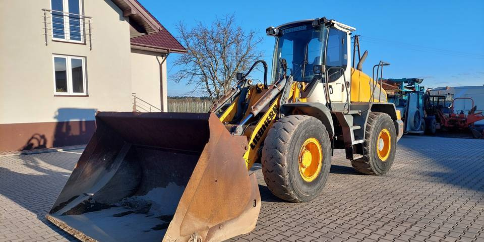 Ładowarka Liebherr L538 16 ton łyżka wysokiego wysypu - Încărcător frontal pe pneuri: Foto 2 Ładowarka Liebherr L538 16 ton łyżka wysokiego wysypu - Încărcător frontal pe pneuri: Foto 2