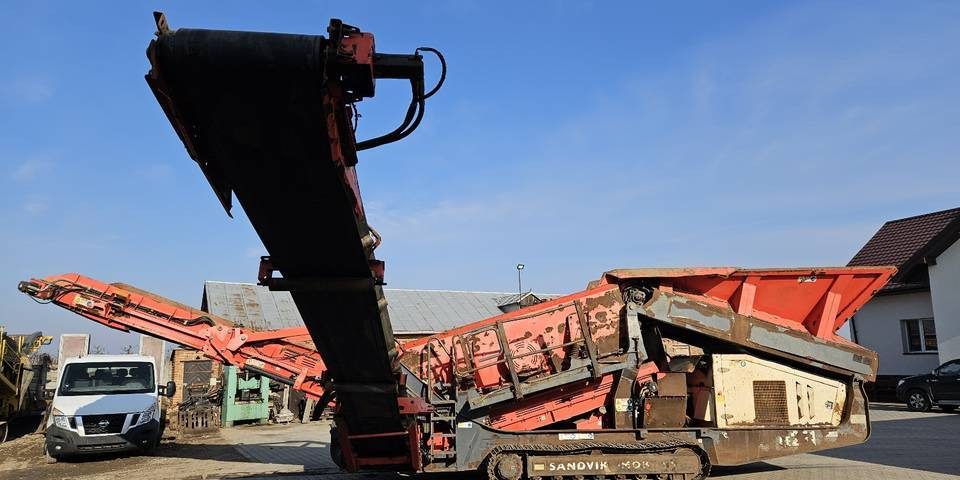 Przesiewacz mobilny Sandvik QE241 tylko 2980 h - Statia de sortare: Foto 1 Przesiewacz mobilny Sandvik QE241 tylko 2980 h - Statia de sortare: Foto 1