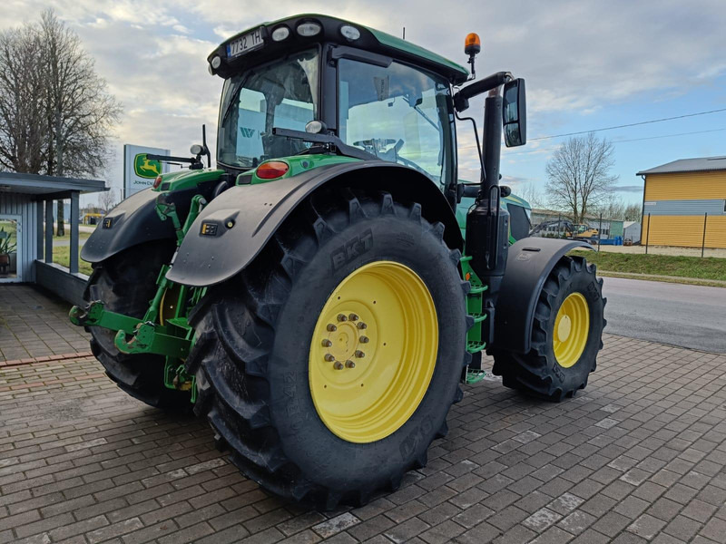 John Deere 6215R - Tractor agricol: Foto 3 John Deere 6215R - Tractor agricol: Foto 3
