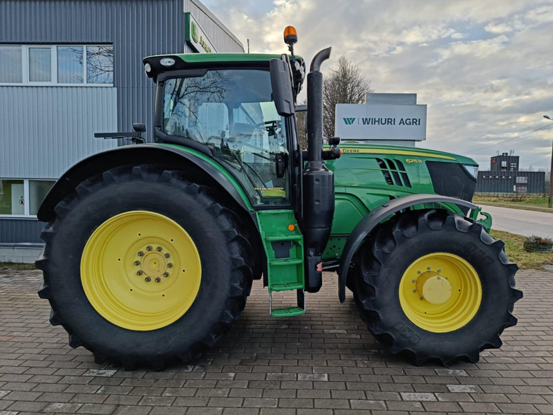 John Deere 6215R - Tractor agricol: Foto 2 John Deere 6215R - Tractor agricol: Foto 2