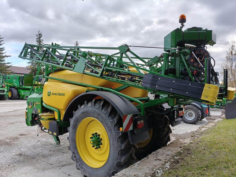 John Deere M962i DEMO 24m - Maşină de erbicidat: Foto 5 John Deere M962i DEMO 24m - Maşină de erbicidat: Foto 5