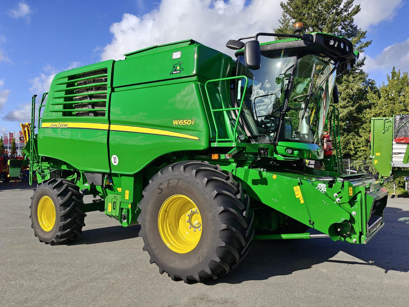 John Deere W650 i 722X - Combină de recoltat cereale: Foto 1 John Deere W650 i 722X - Combină de recoltat cereale: Foto 1