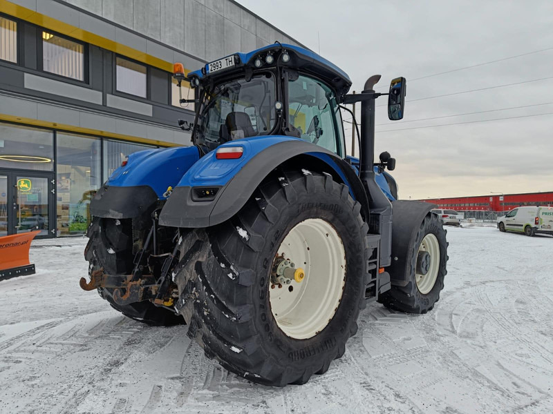 New Holland T 7.315 AC - Tractor agricol: Foto 3 New Holland T 7.315 AC - Tractor agricol: Foto 3