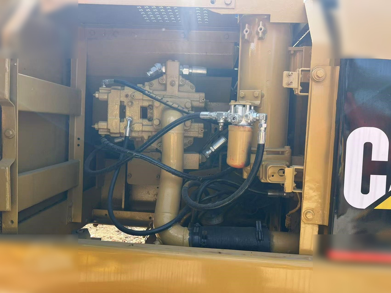 CATERPILLAR 320BL - Excavator pe şenile: Foto 5 CATERPILLAR 320BL - Excavator pe şenile: Foto 5