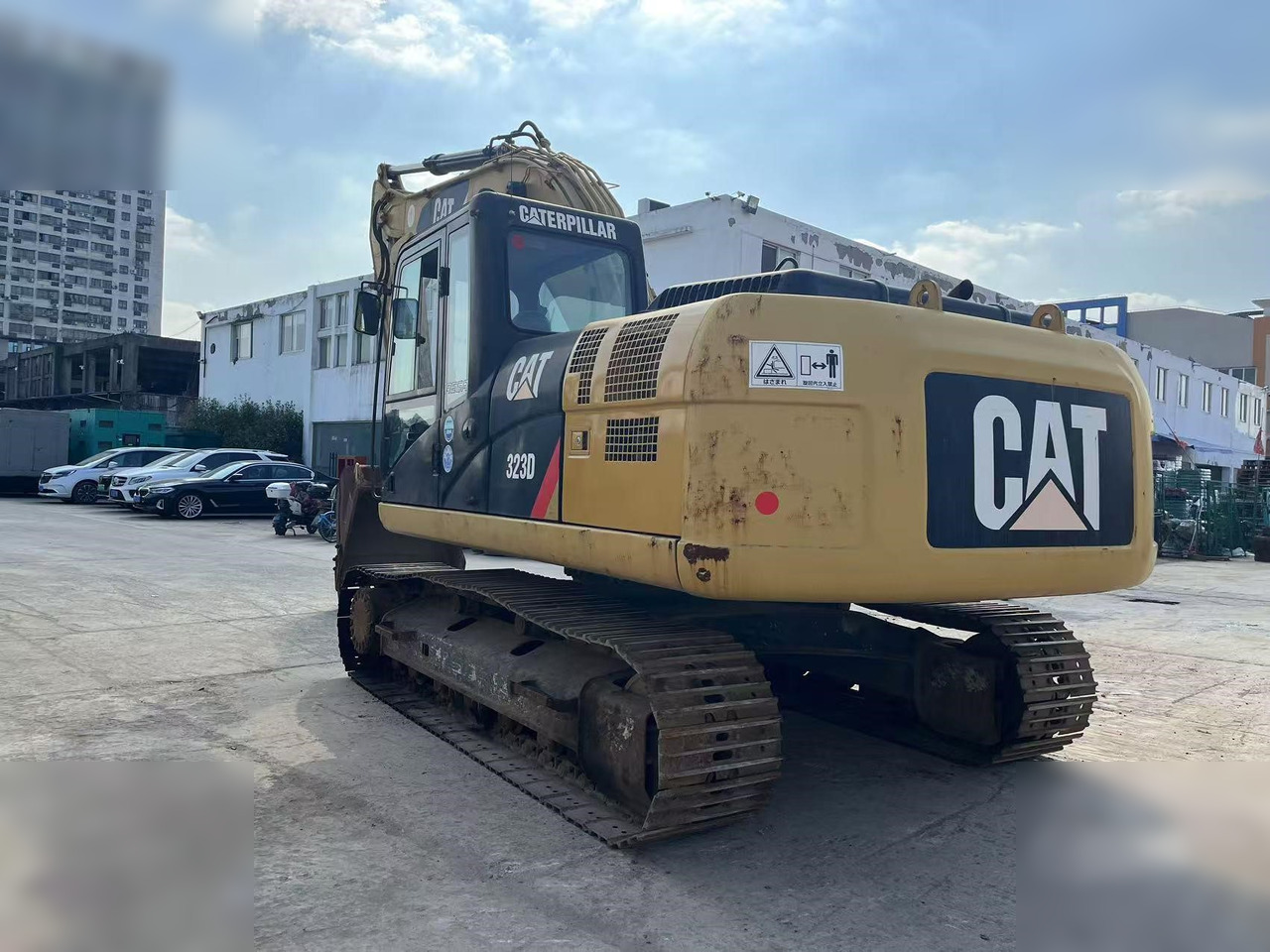 CATERPILLAR 323D - Excavator pe şenile: Foto 3 CATERPILLAR 323D - Excavator pe şenile: Foto 3