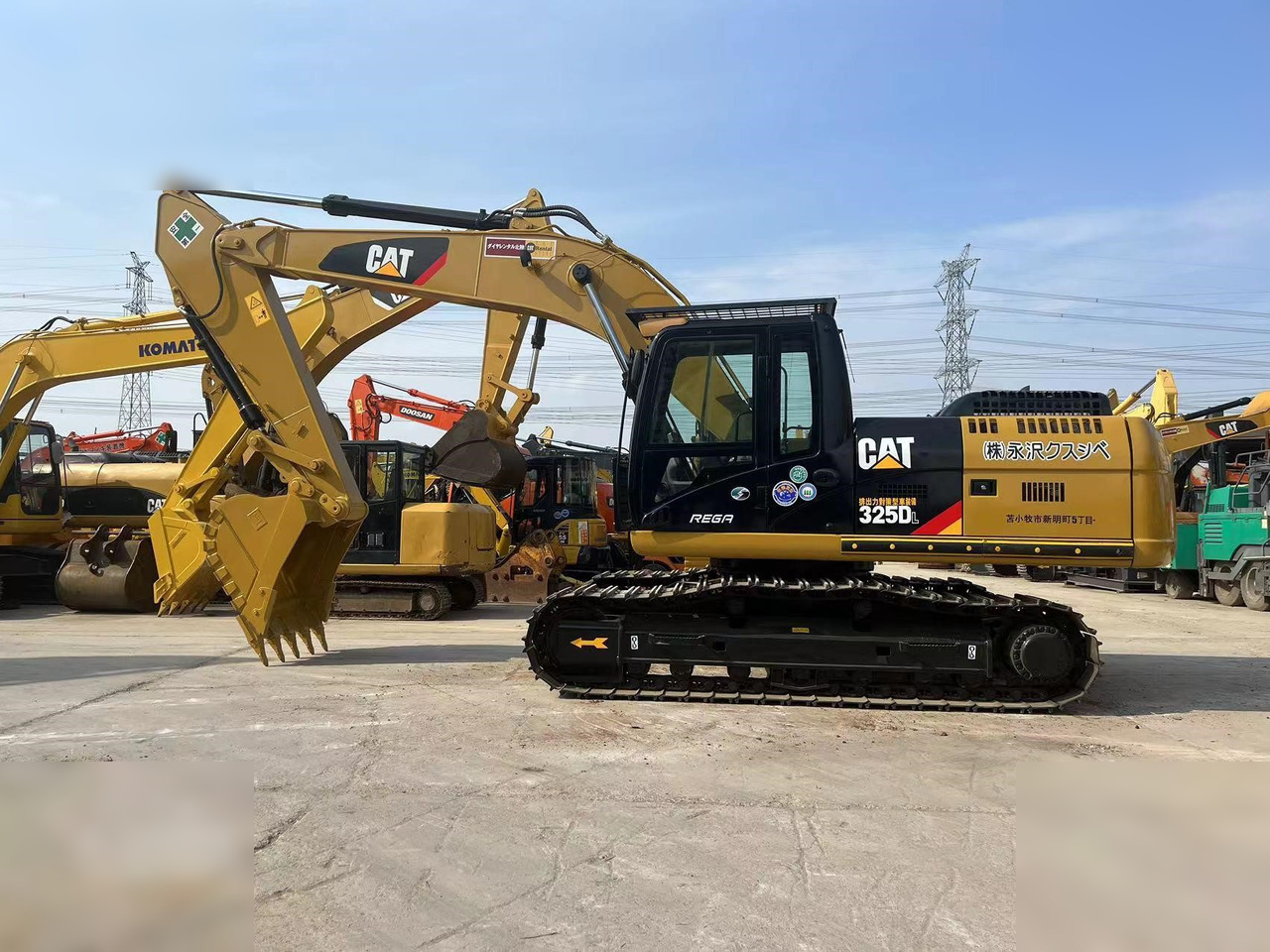 CATERPILLAR 325DL - Excavator pe şenile: Foto 1 CATERPILLAR 325DL - Excavator pe şenile: Foto 1