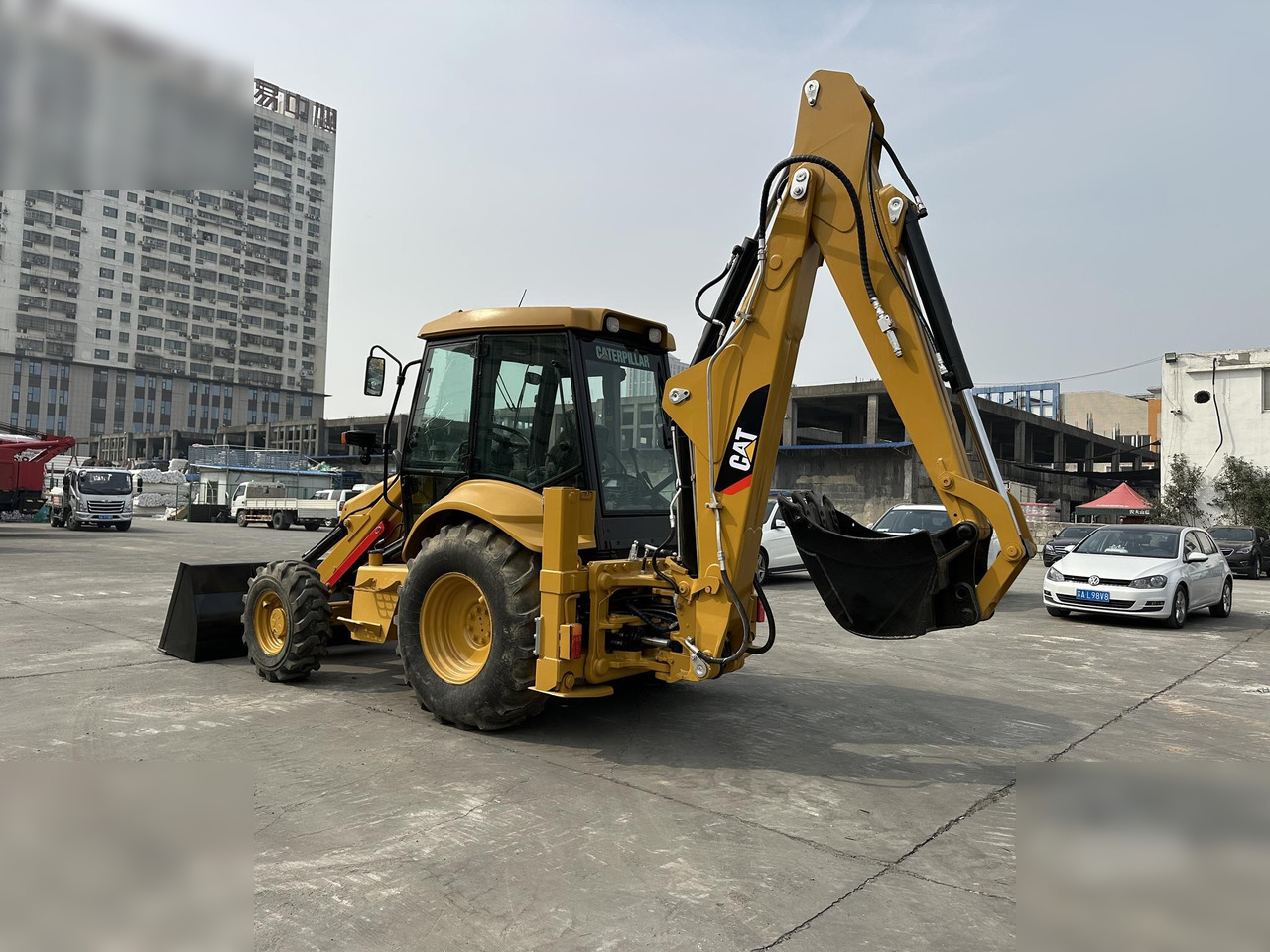 CATERPILLAR 420F - Buldoexcavator: Foto 5 CATERPILLAR 420F - Buldoexcavator: Foto 5
