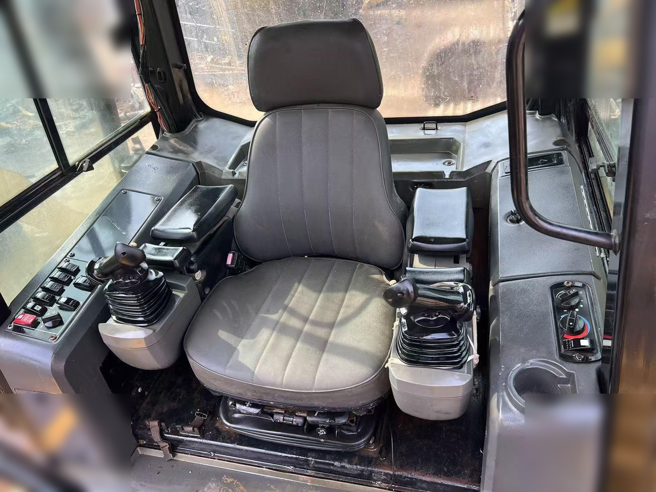 Buldozer CATERPILLAR D5K XL: Foto 6